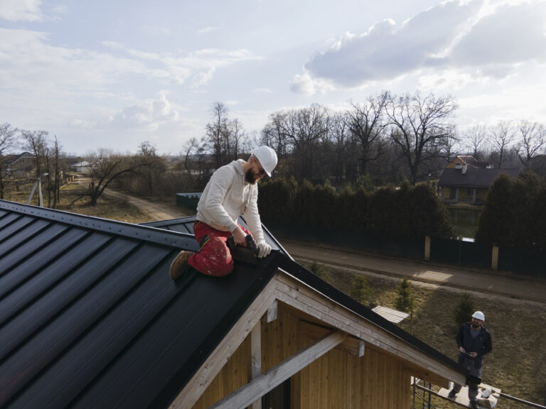 full shot roofer working with helmet